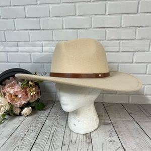 Skyline Boutique Women Fashion Hat Wide Brim Fall Autumn Tab Beige Polyester NWT